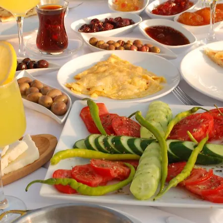 Cunda Fora Hotel 3*