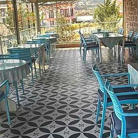 Cunda Fora Ayvalı