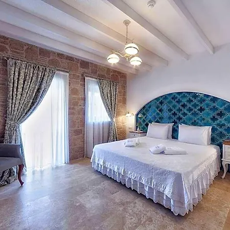Cunda Fora Ayvalı