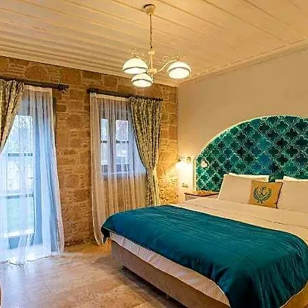 Cunda Fora Hotel 3*