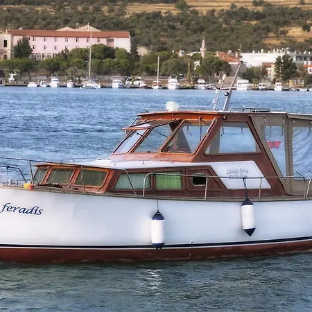 Hotel Cunda Fora 3*